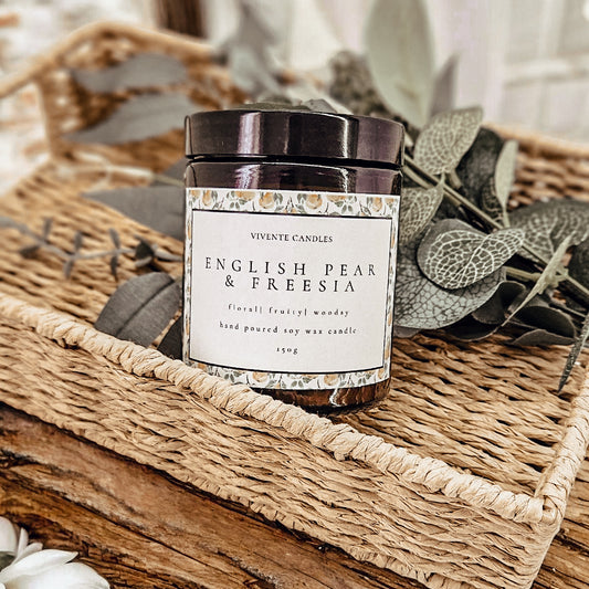 English Pear & Freesia Jar Candle